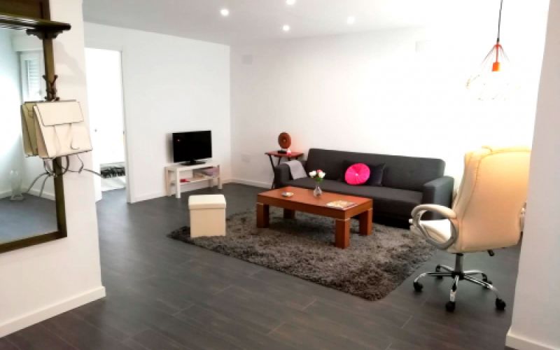 Salón de piso a la venta en Calle Víctor Hevia, 17 Salón de piso a la venta en Calle Víctor Hevia, 17